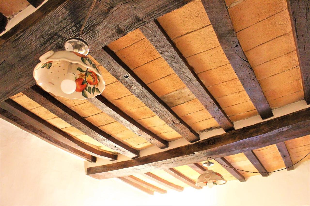 Red House Apartment Gubbio Exterior foto
