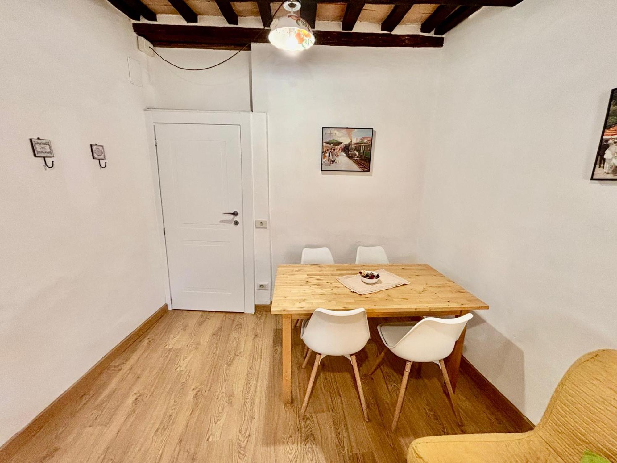 Red House Apartment Gubbio Exterior foto