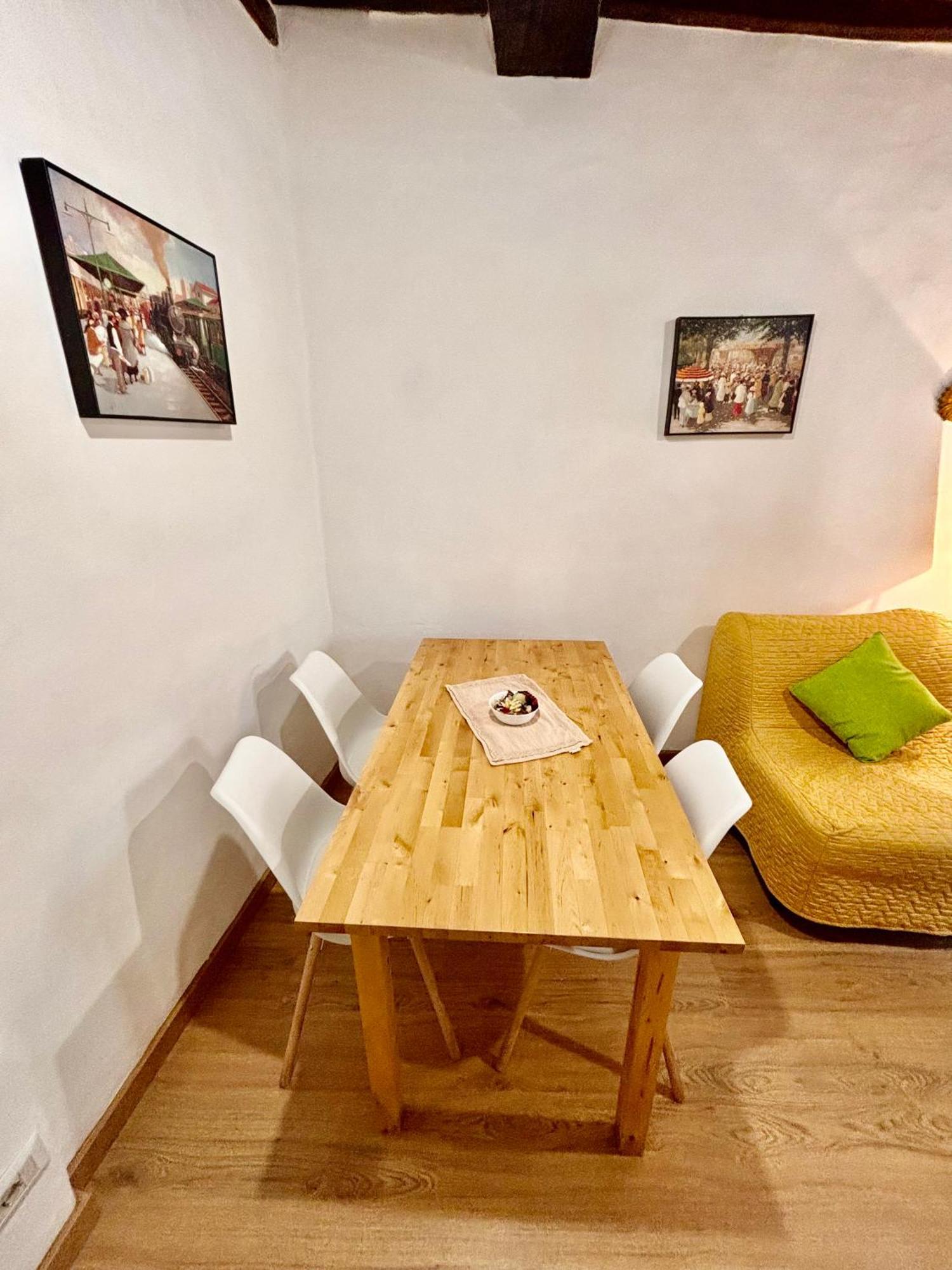 Red House Apartment Gubbio Exterior foto