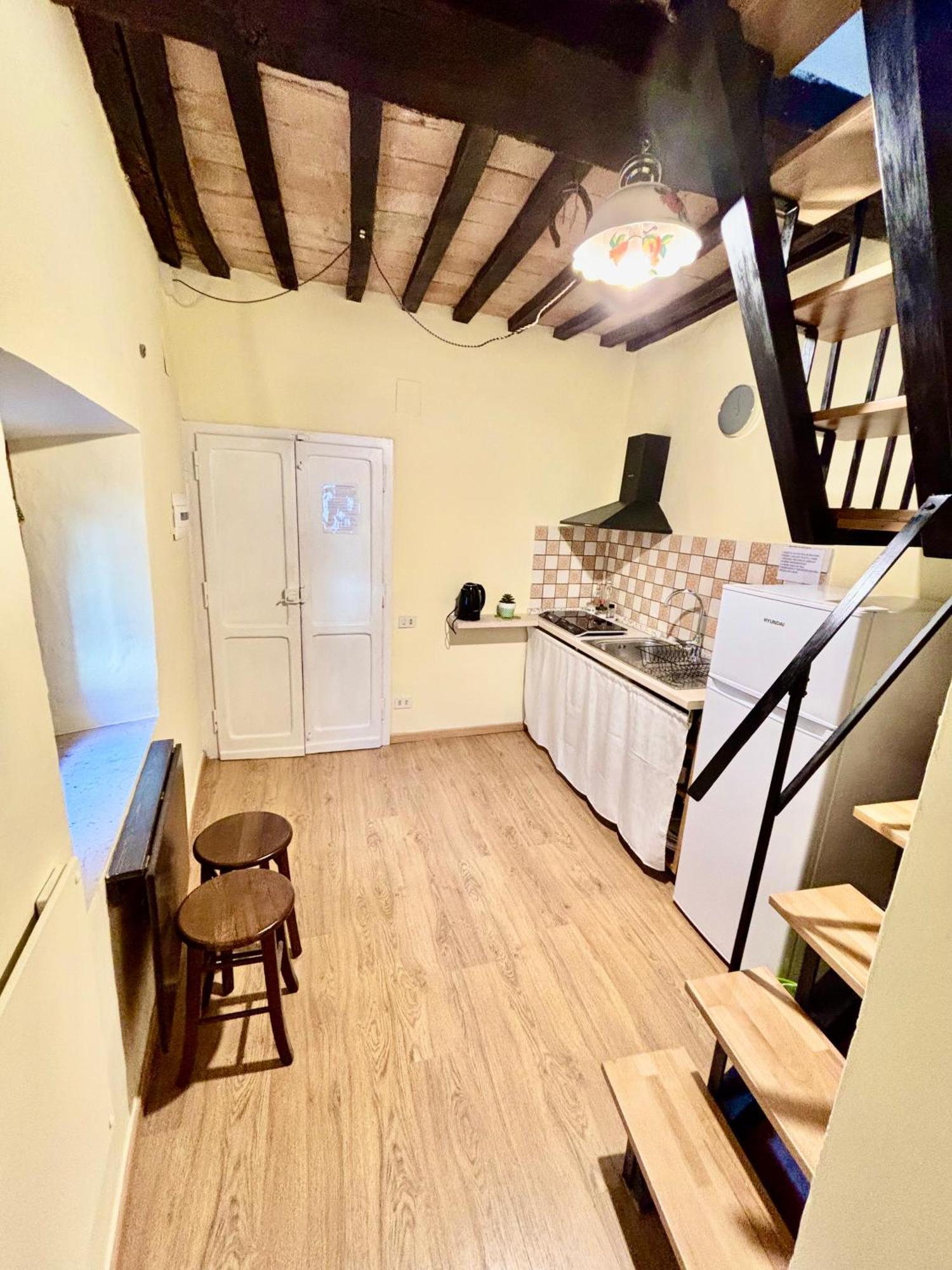 Red House Apartment Gubbio Exterior foto